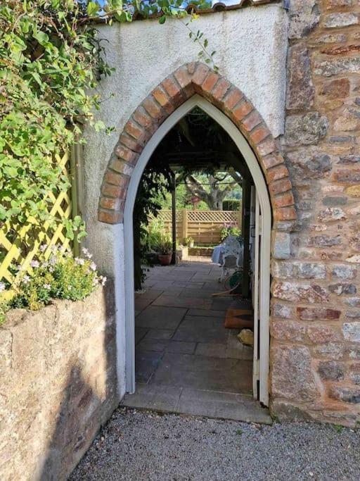 The Nookery Villa Winscombe ภายนอก รูปภาพ